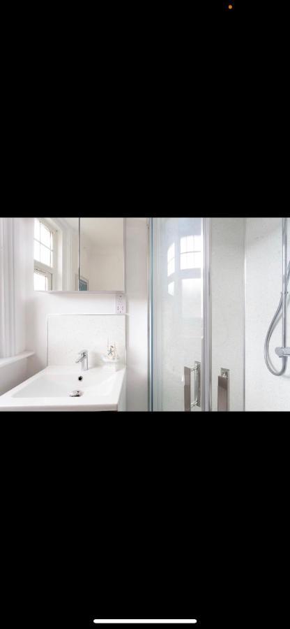 Driftwood Luxury Apartment Lyme Regis Zewnętrze zdjęcie